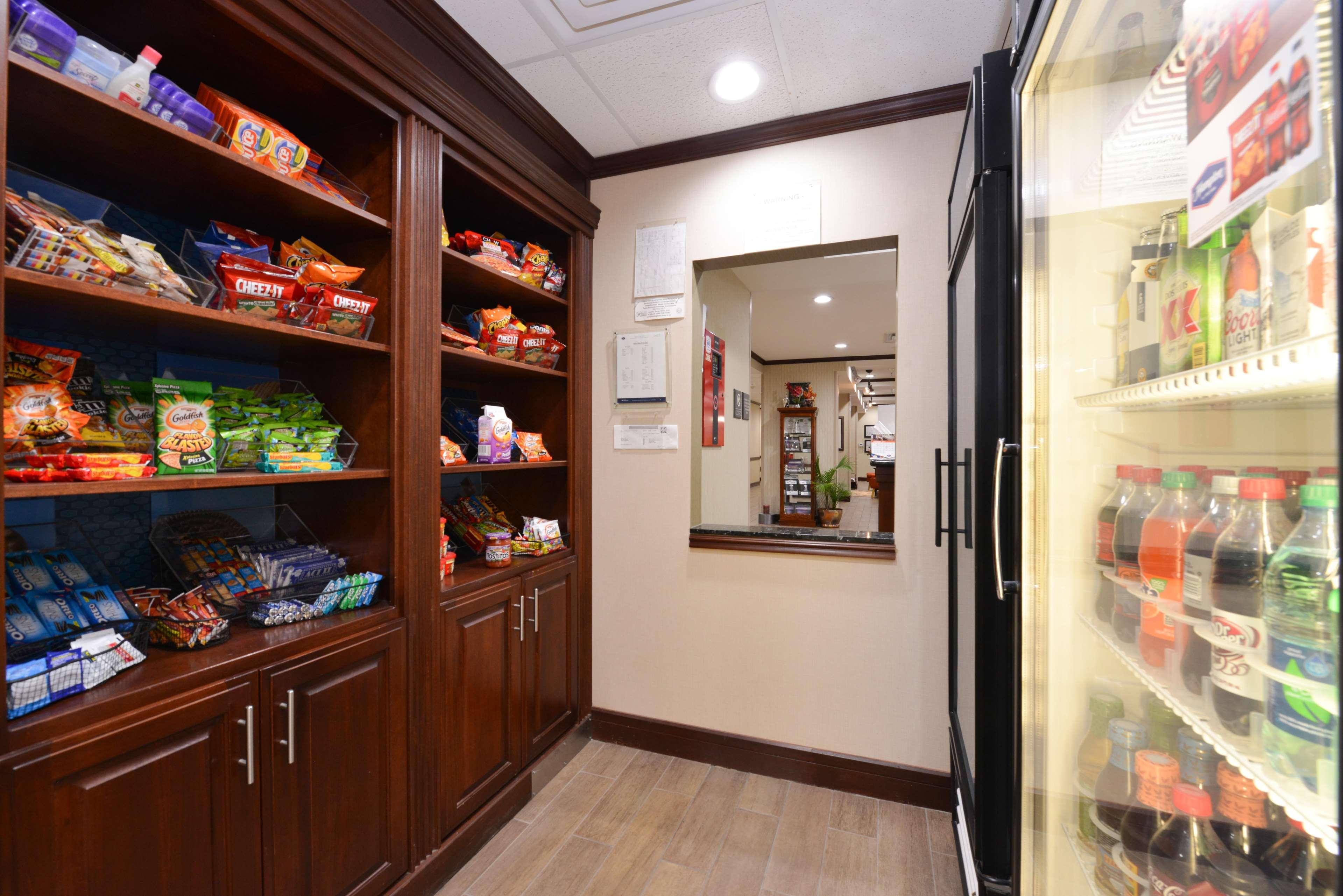 Hampton Inn Alpine Ngoại thất bức ảnh