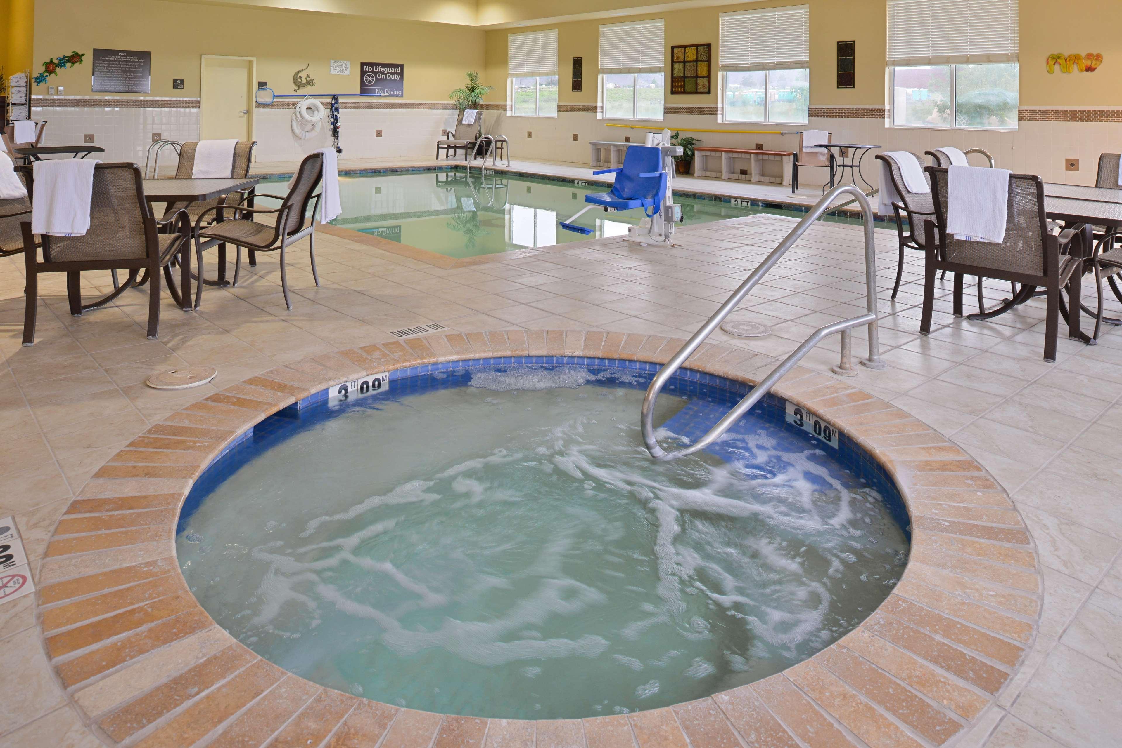 Hampton Inn Alpine Ngoại thất bức ảnh