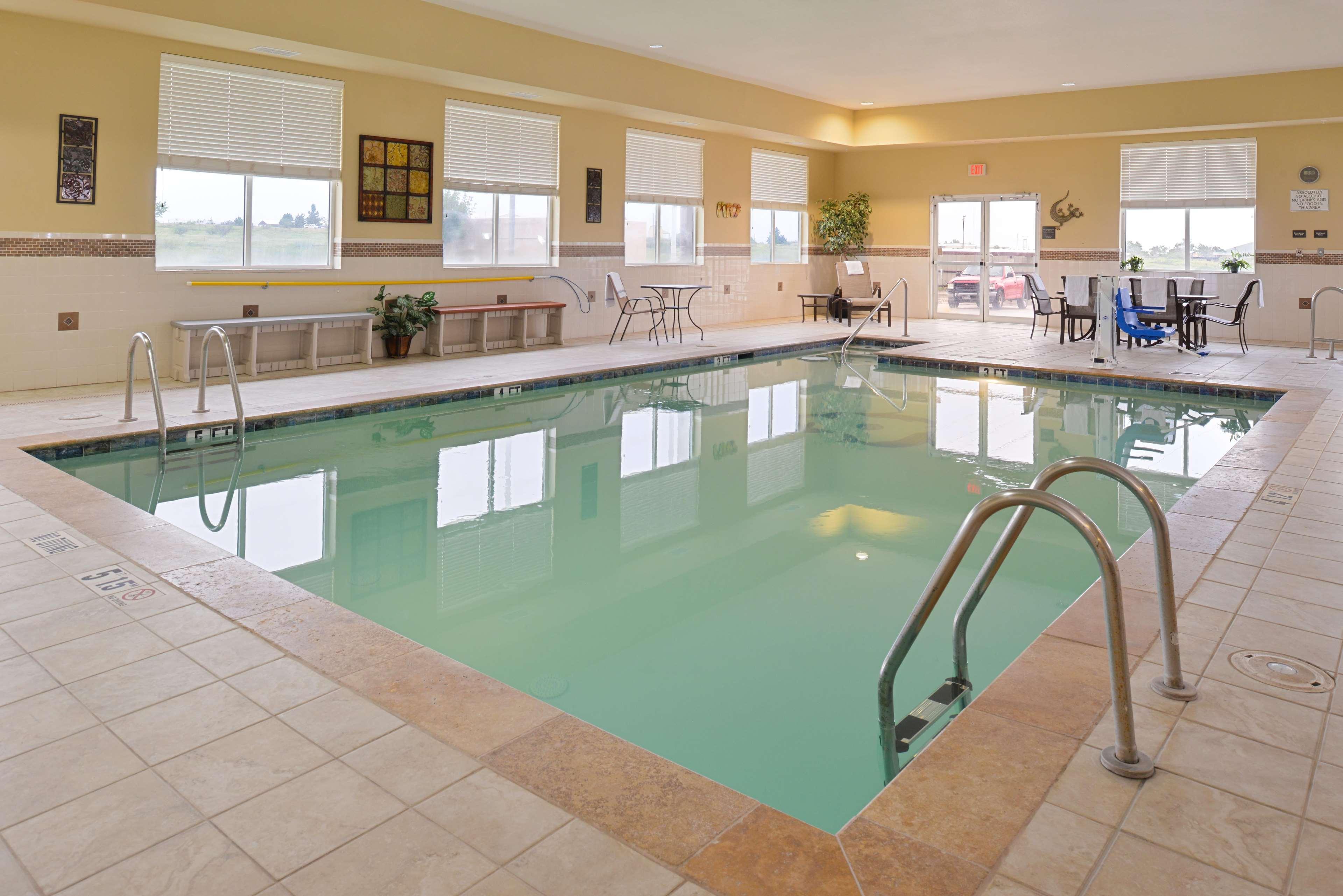 Hampton Inn Alpine Ngoại thất bức ảnh
