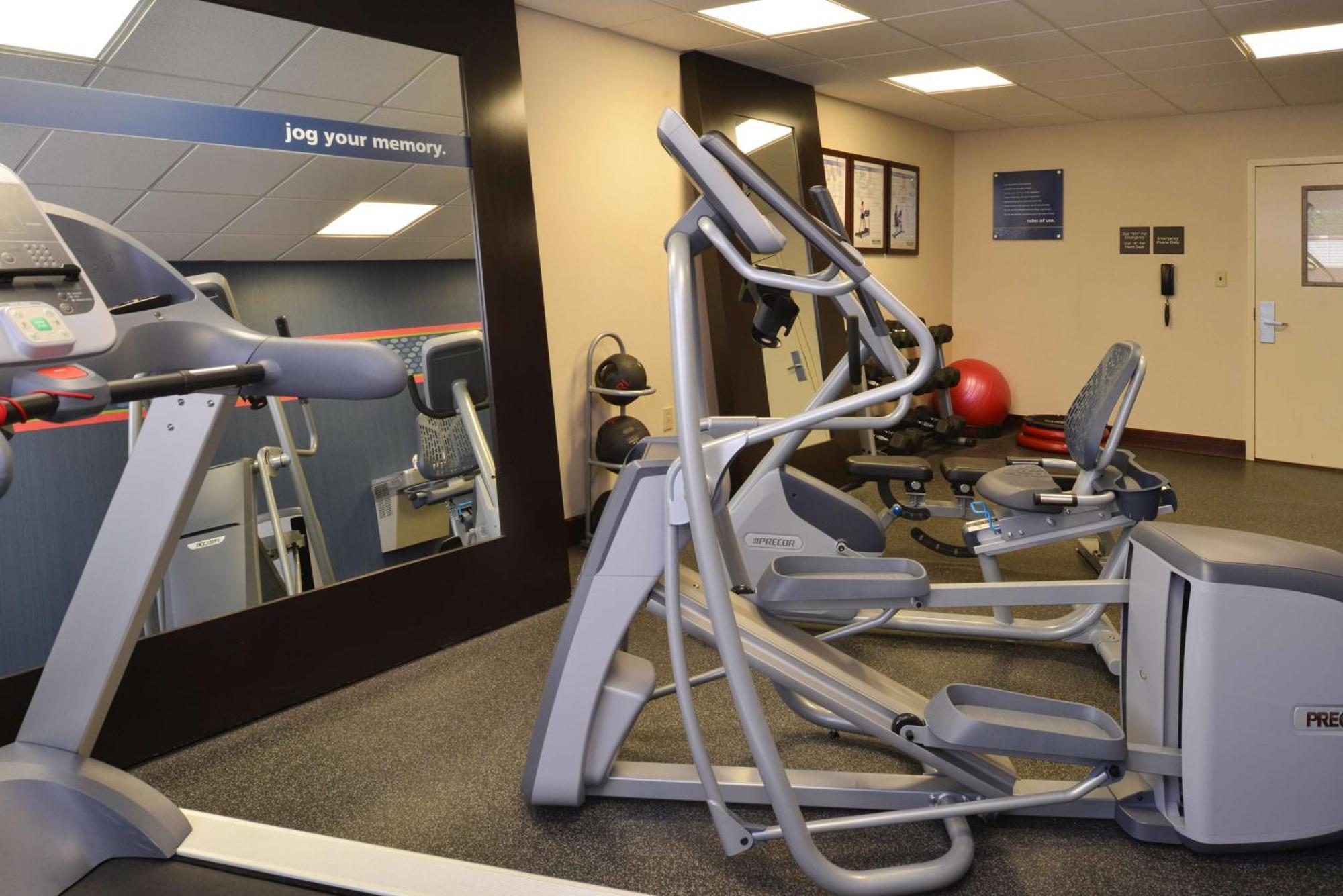 Hampton Inn Alpine Ngoại thất bức ảnh