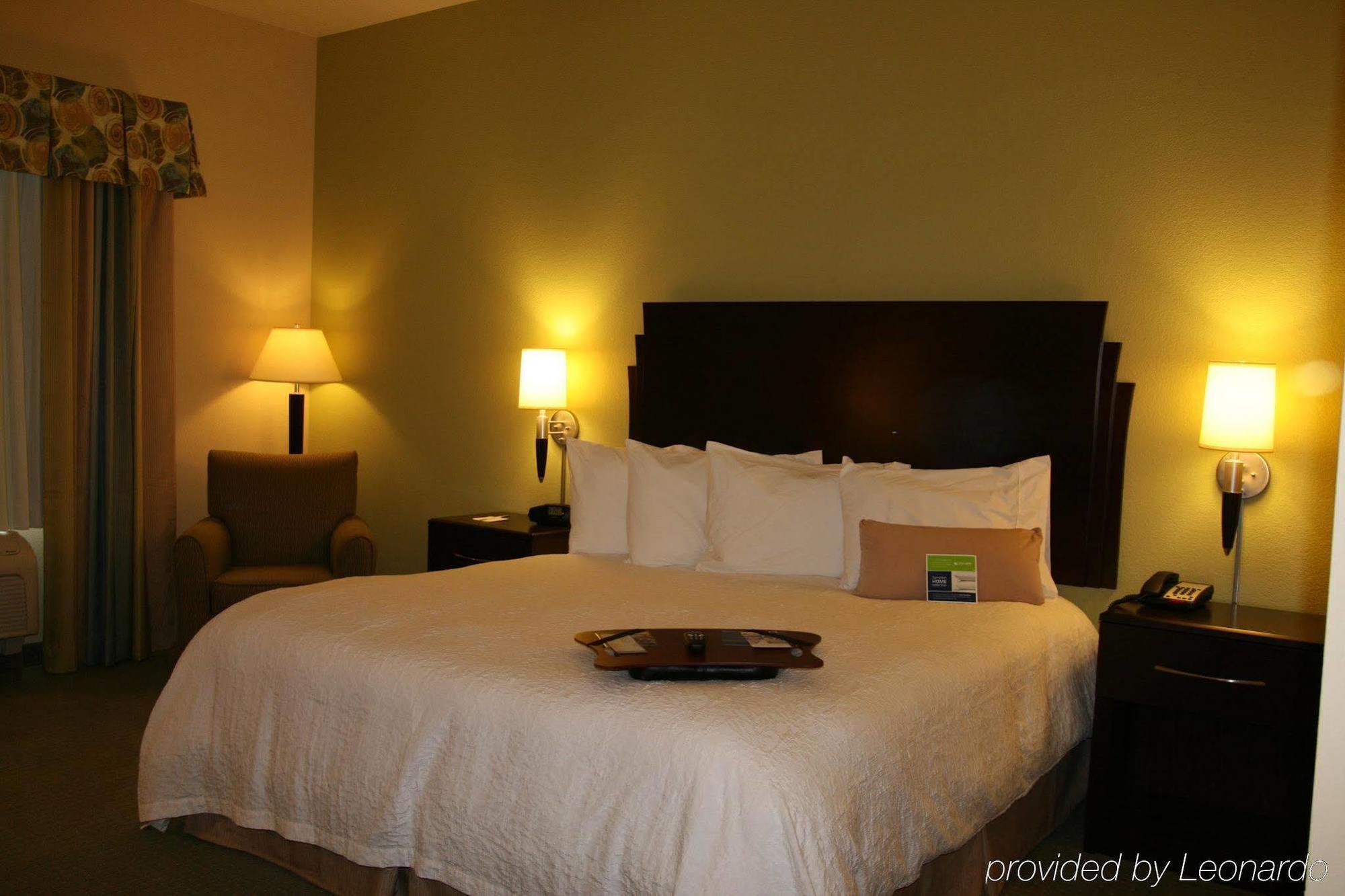 Hampton Inn Alpine Phòng bức ảnh